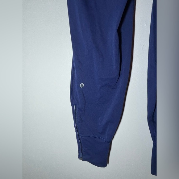 LULULEMON fresh tracks zip ankle jogger pants in blue size 4 - Picture 5 of 6